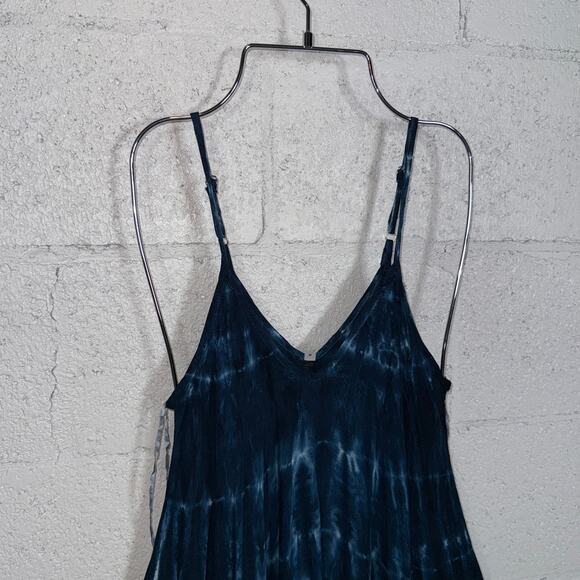 Raviya Tie-Dye Handkerchief-Hem Cover-up Dress - Blue Ripple small $54 - Picture 3 of 10